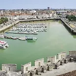 Balcon Ensoleille - Parking Prive - Proche