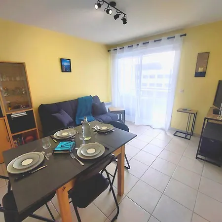 Balcon Ensoleillé - Parking Privé - Proche
