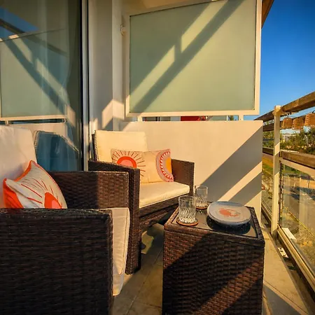 Minimes - A Pied - Parking Couvert - Balcon 公寓